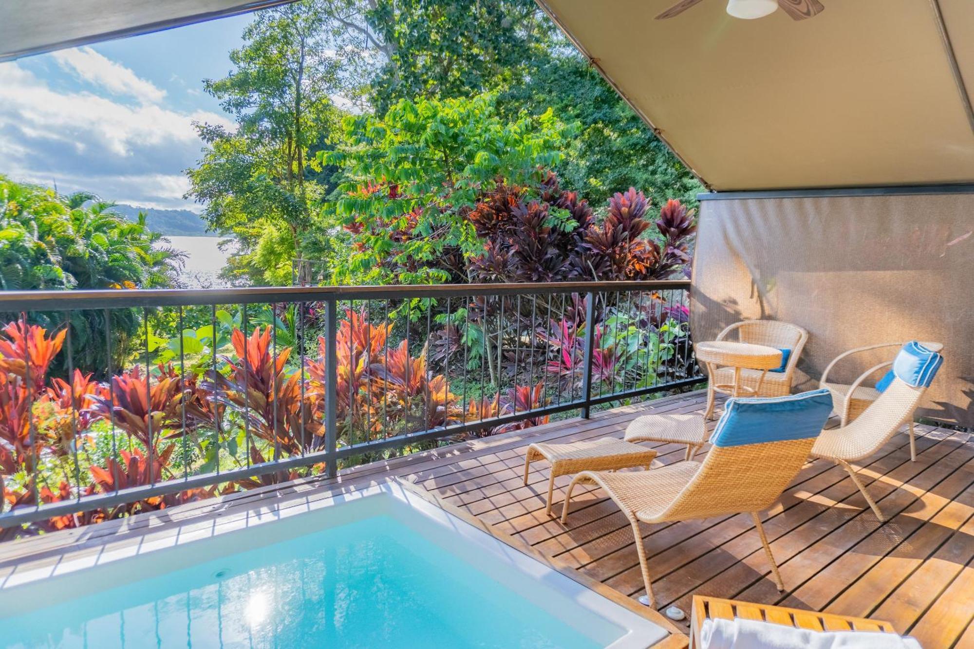 Isla Chiquita Glamping Hotel Paquera Ngoại thất bức ảnh